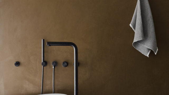 Seamless interior wall finished with Clayworks natural clay plaster, an unfired, highly breathable, and zero-VOC architectural surface.