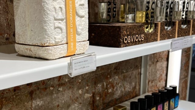 Eco-friendly luxury packaging made from mushroom mycelium bio-composite material by Grown.bio.featured on Biolisty