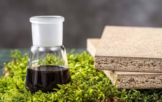 Engineered wood panels bonded with NeoLigno by Stora Enso, a 100% bio-based, formaldehyde-free and isocyanate-free kraft lignin resin.